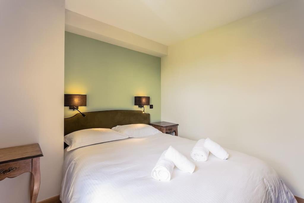 Guardian House Of Chateau Monteil With Heated Pool And Jacuzzi Villa Calviac-en-Perigord Eksteriør billede