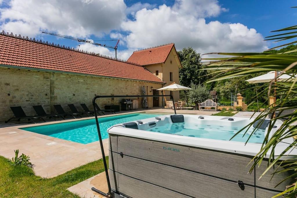 Guardian House Of Chateau Monteil With Heated Pool And Jacuzzi Villa Calviac-en-Perigord Eksteriør billede